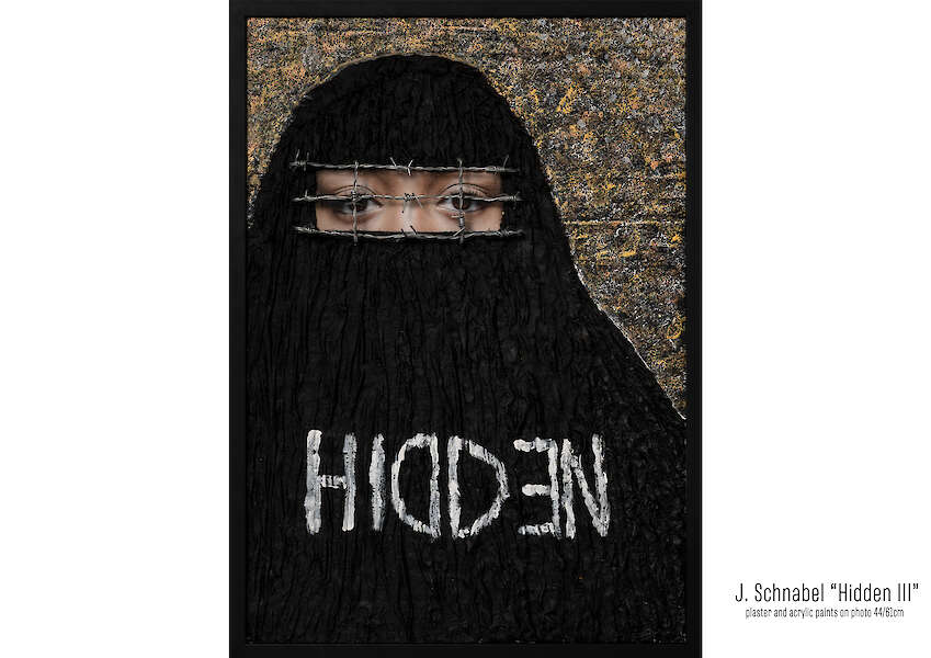 From Photo Series "Hidden"