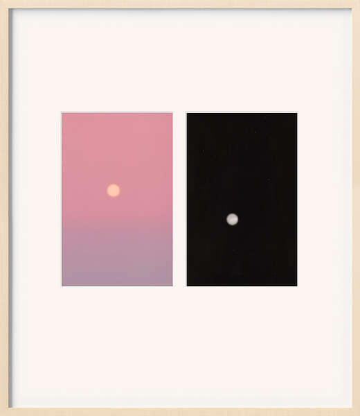 Steffi Lindner, »Re: Present (II)«, Solar-/Lunar-Fotogramm (li: Mond, re: Sonne)