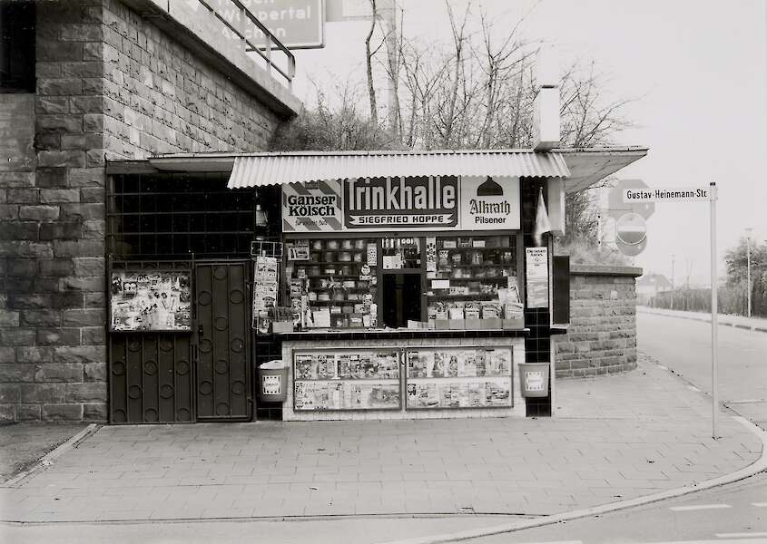 Tata Ronkholz, Trinkhalle Leverkusen, Gustav-Heinemannstrasse, 11 / 1979